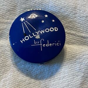 Vintage Art Deco 1920s 1930s "Hollywood by Federici" Compact